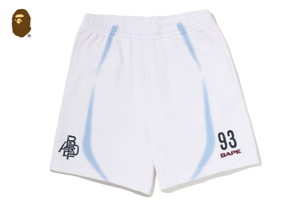 【BAPE男生】0509發售 寬版HEAVY WASH HAND DRAW FOOTBALL LOGO RELAXED FIT SWEAT SHORTS