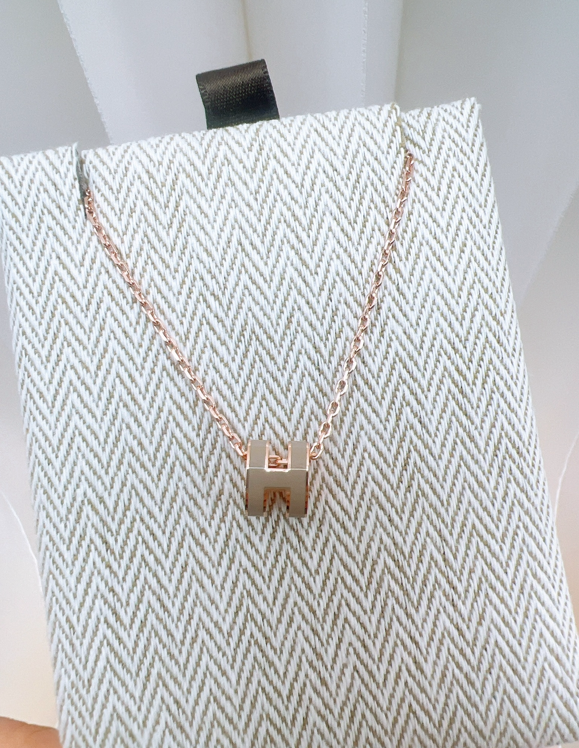 *Brand New* Hermes mini pop h necklace (marron glace/ RGHW)
