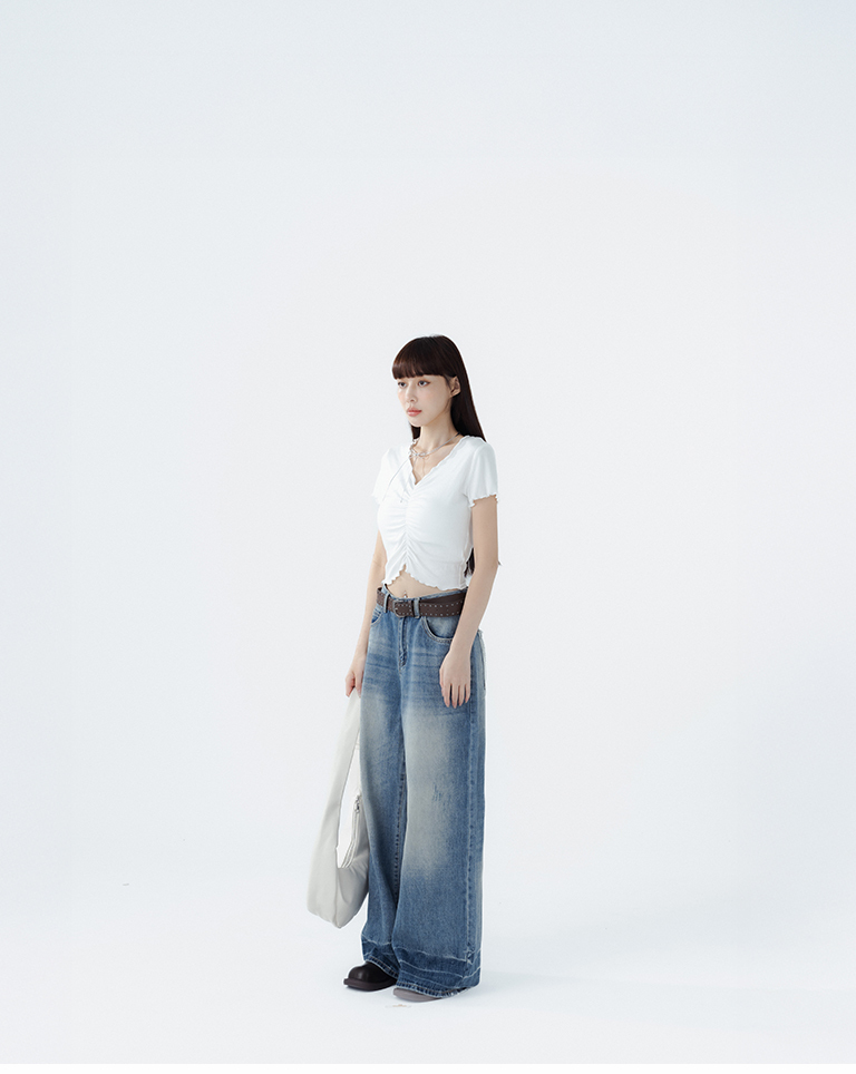 Washed distressed jeans with belt. S/M/L【04011887】in stock+pre-order