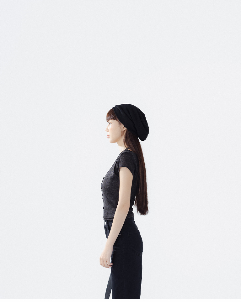 Floral knit beanie, available in three colors.【07021001】in stock+pre-order