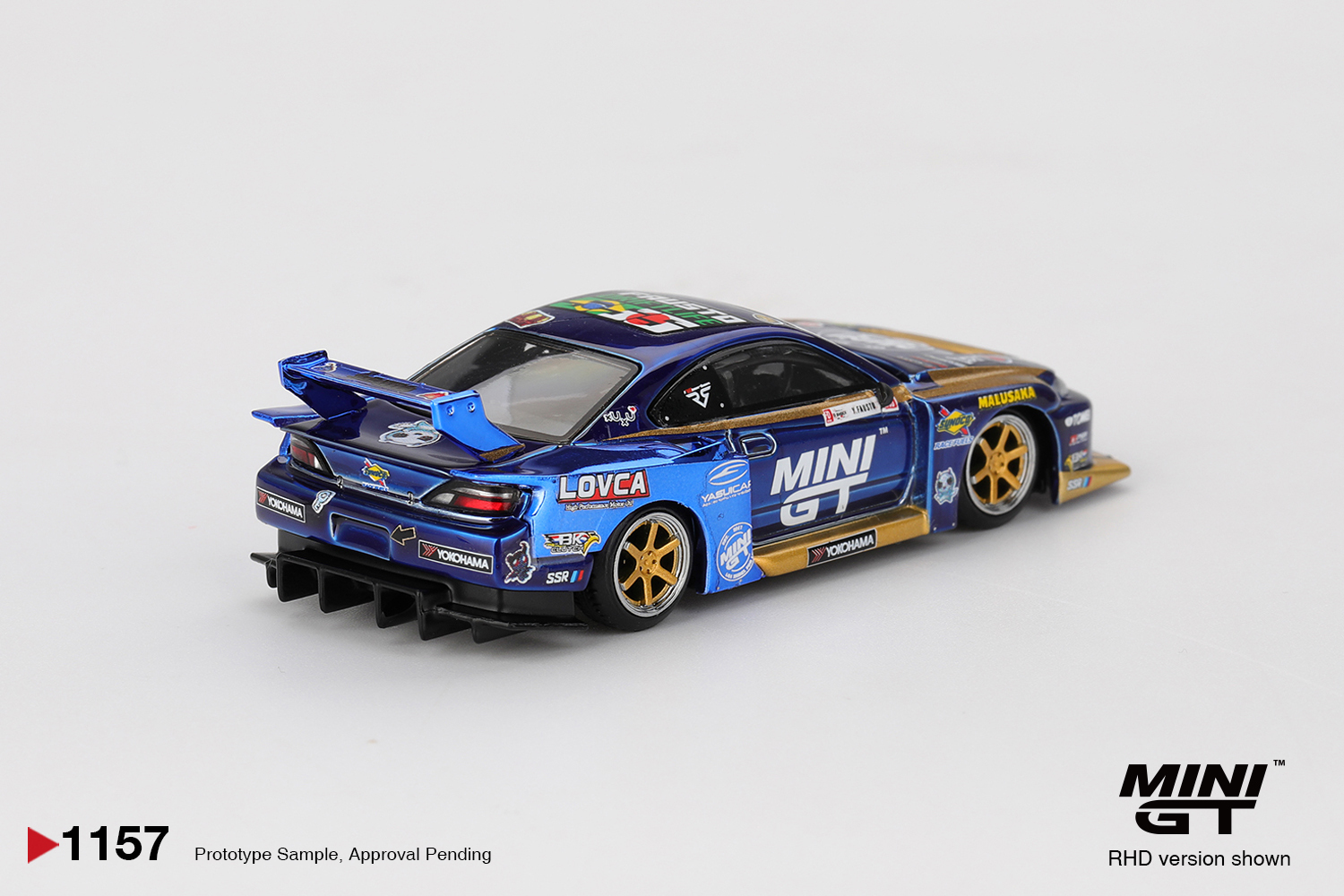 MINI GT 1/64 #1157 日產Nissan LB-Super Silhouette S15 SILVIA #555 Team
