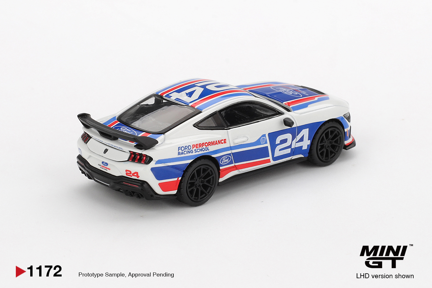 MINI GT #1172 福特野馬 Ford Mustang Dark Horse #24 Ford Performance Racing School