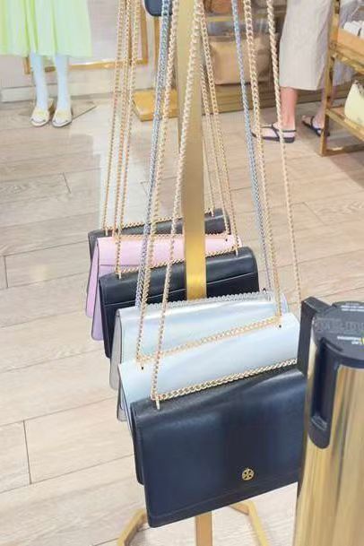 【預購】Tory Burch H052029 鏈條斜挎包