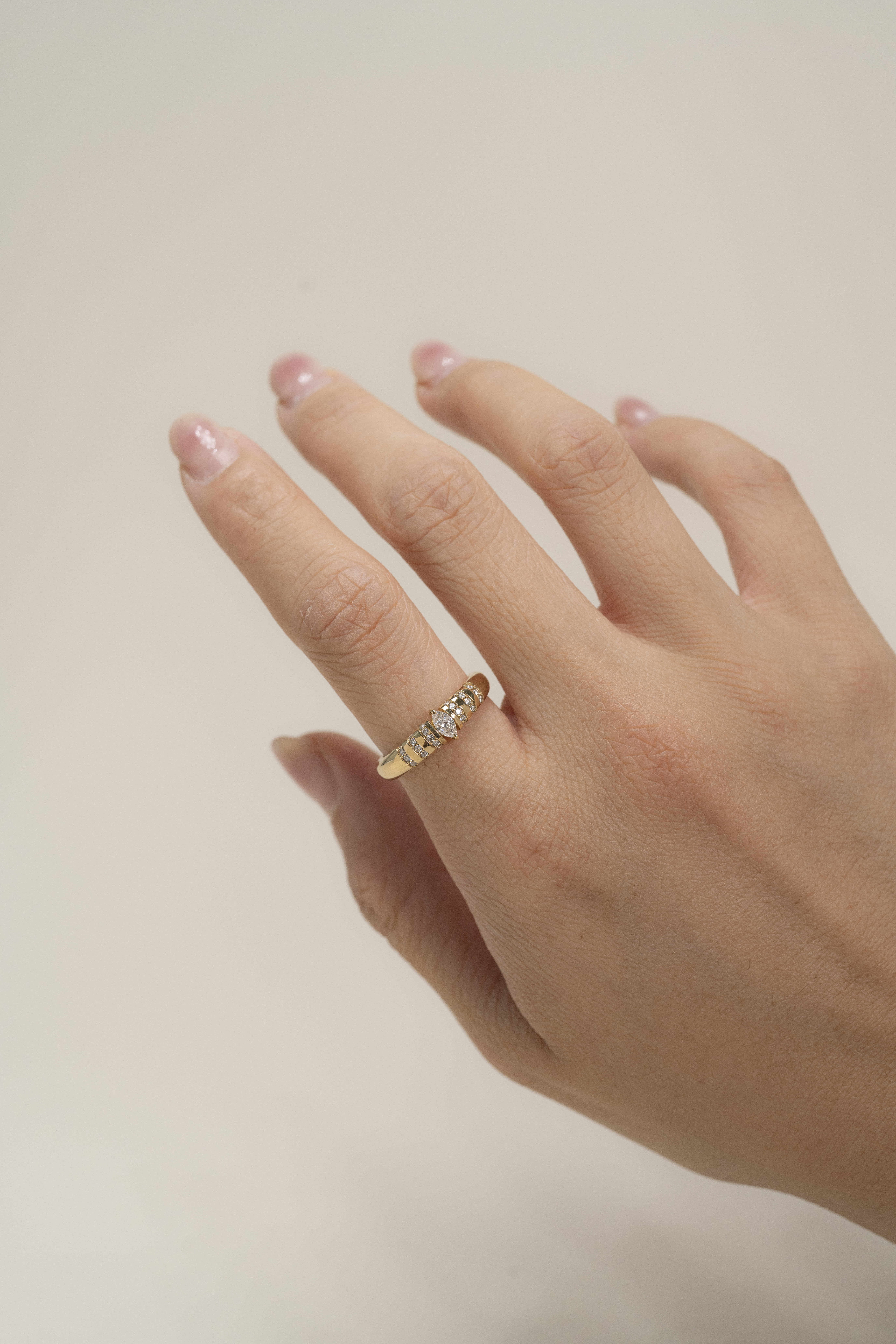 18K Marquise Bold Diamond Ring