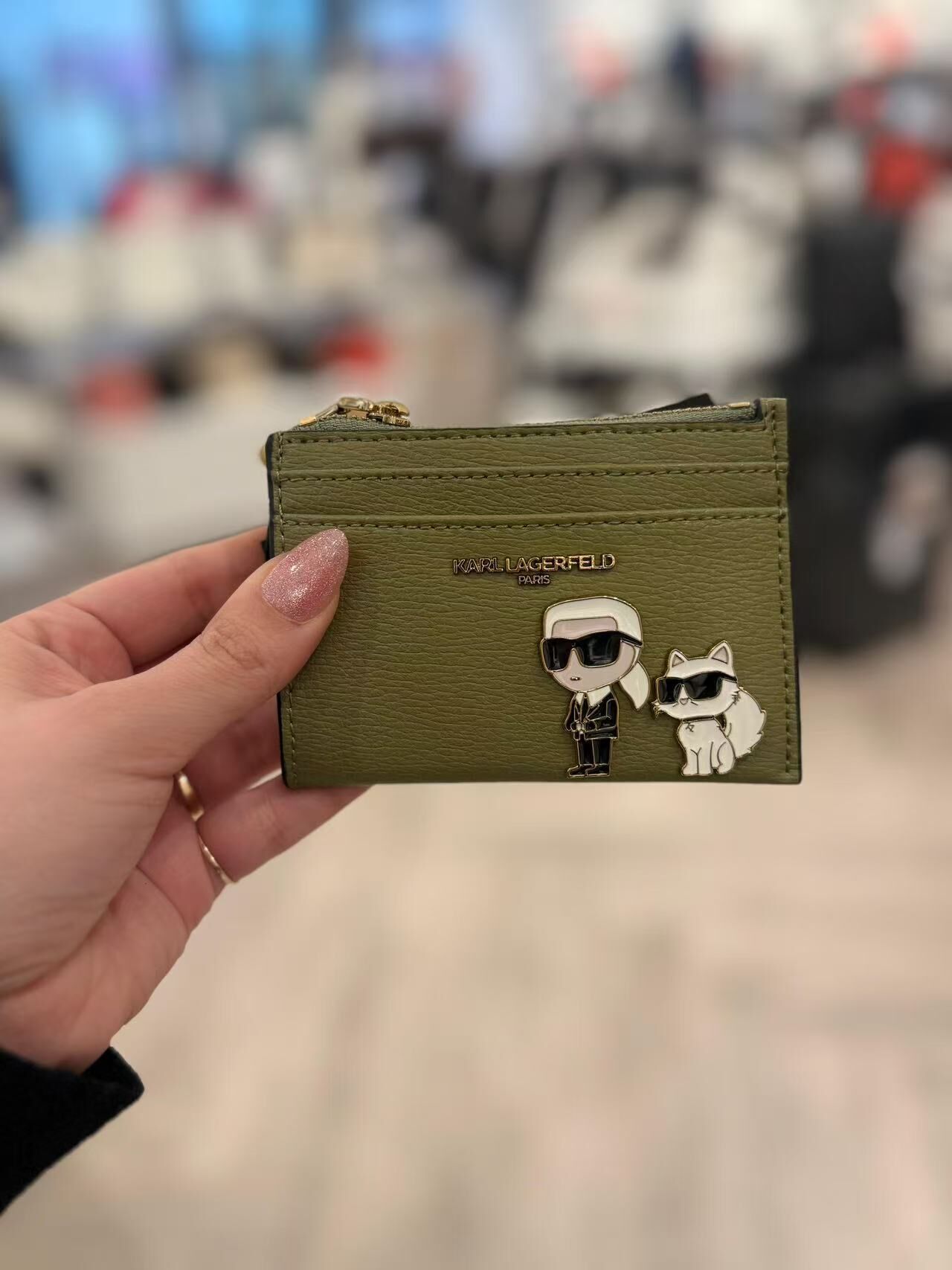 【預購】Karl Lagerfeld H052034 橄欖綠色卡包
