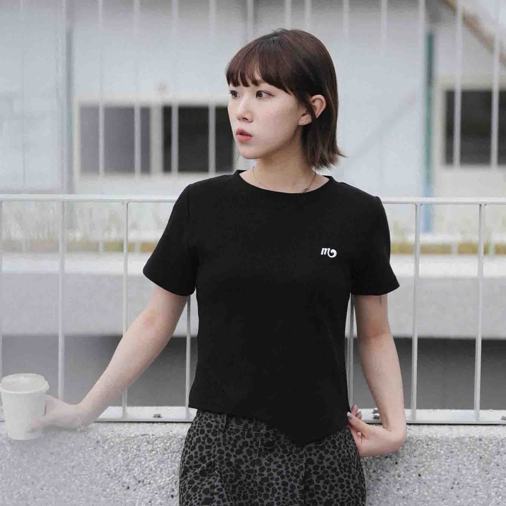 【車庫服飾】Muilly 不規則剪裁上衣