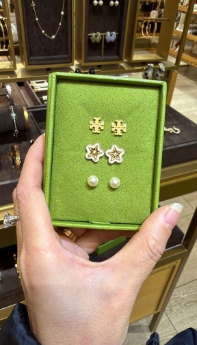 LYS01782 Tory Burch Mother of Pearl 耳環系列