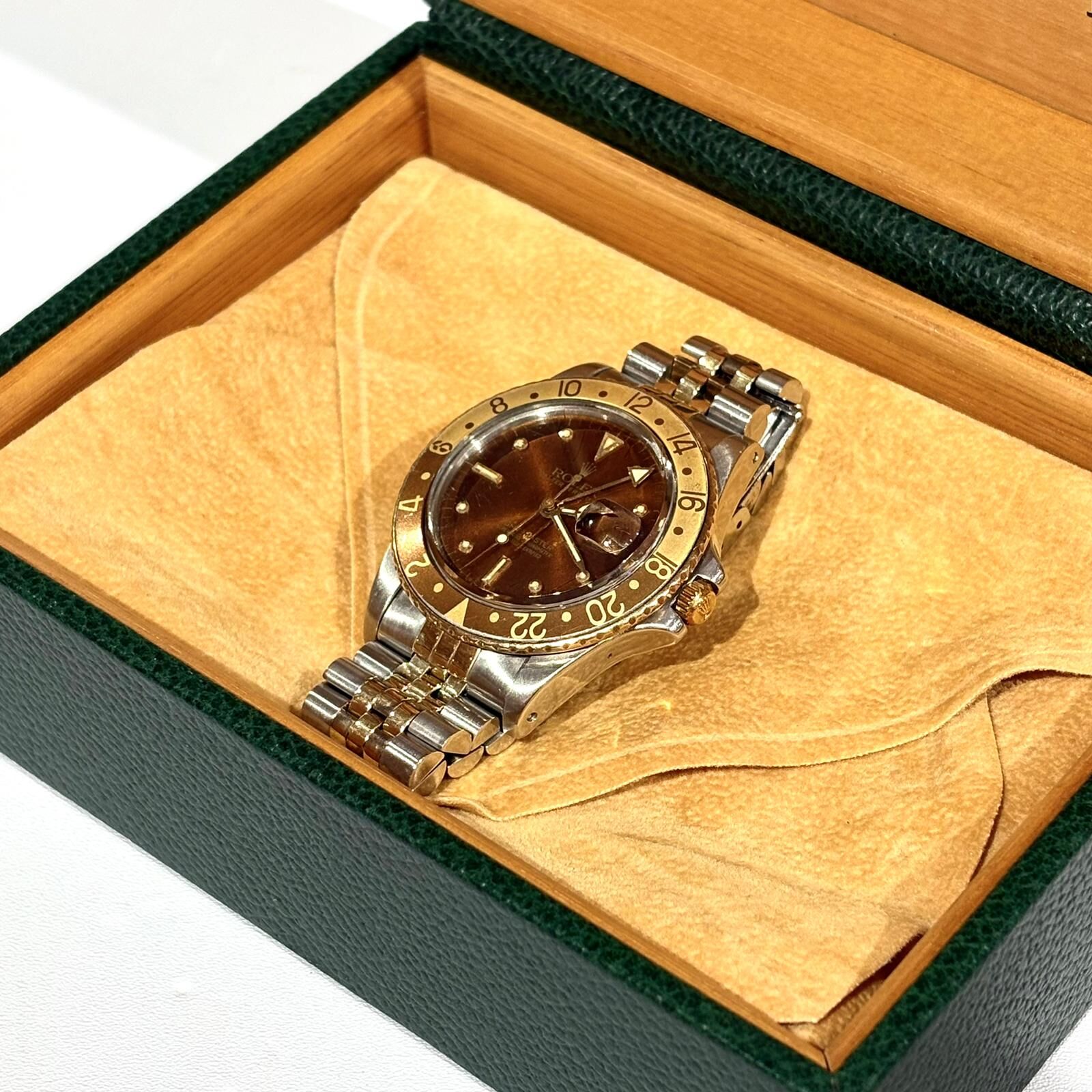 85%NEW二手ROLEX  40MM #6740056 16753 GMT MASTER 黃金朱古力啡古董表 #勞力士沙士圈 #香榭站正品