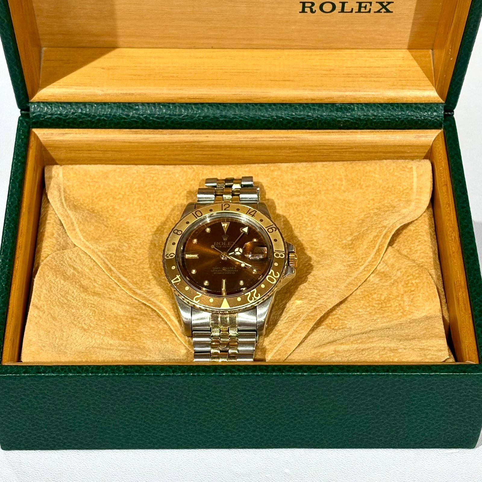 85%NEW二手ROLEX  40MM #6740056 16753 GMT MASTER 黃金朱古力啡古董表 #勞力士沙士圈 #香榭站正品