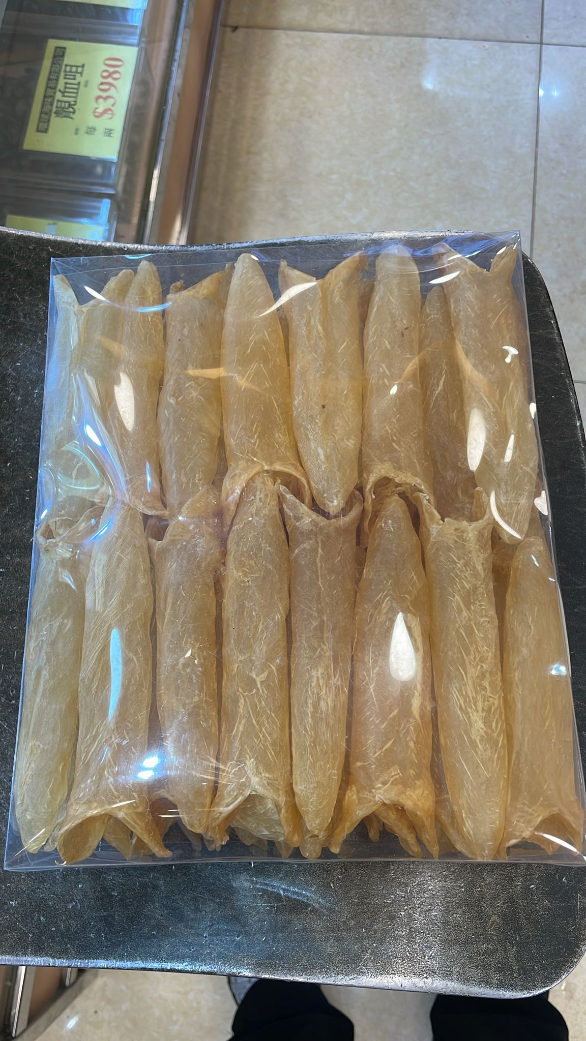 (包發) 烏干達金龍筒膠80頭 (一斤) - 海味直播 #hj41
