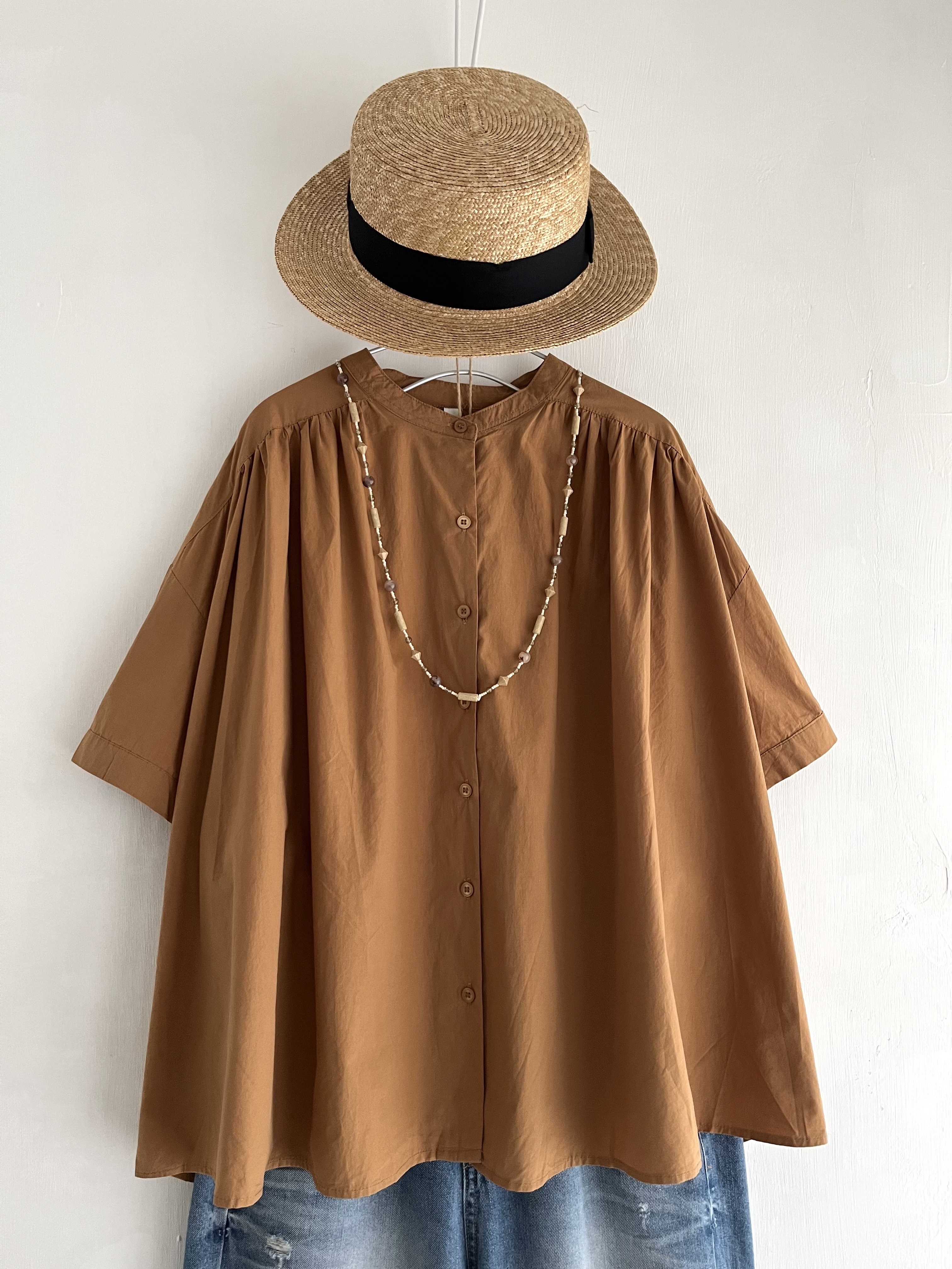 Closet meii駱駝色小企領top