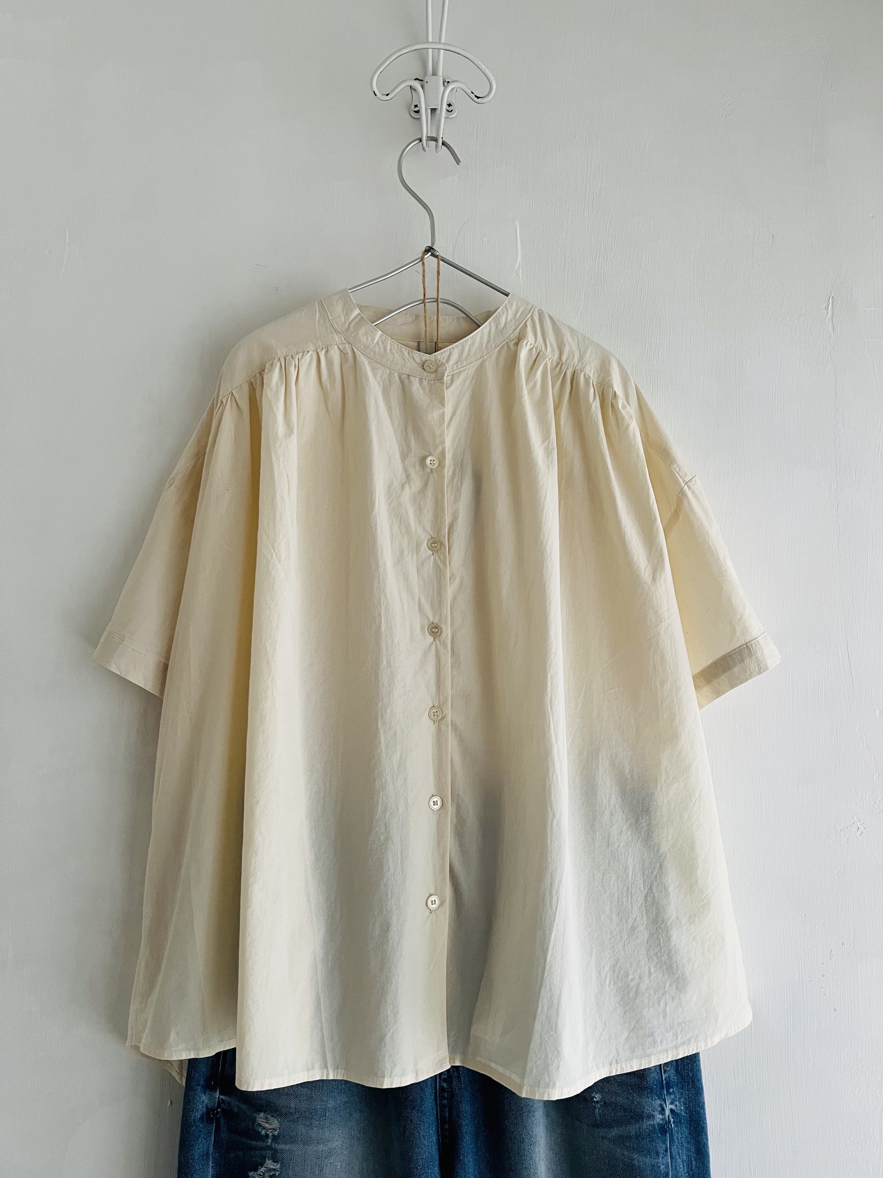 Closet meii米色小企領top
