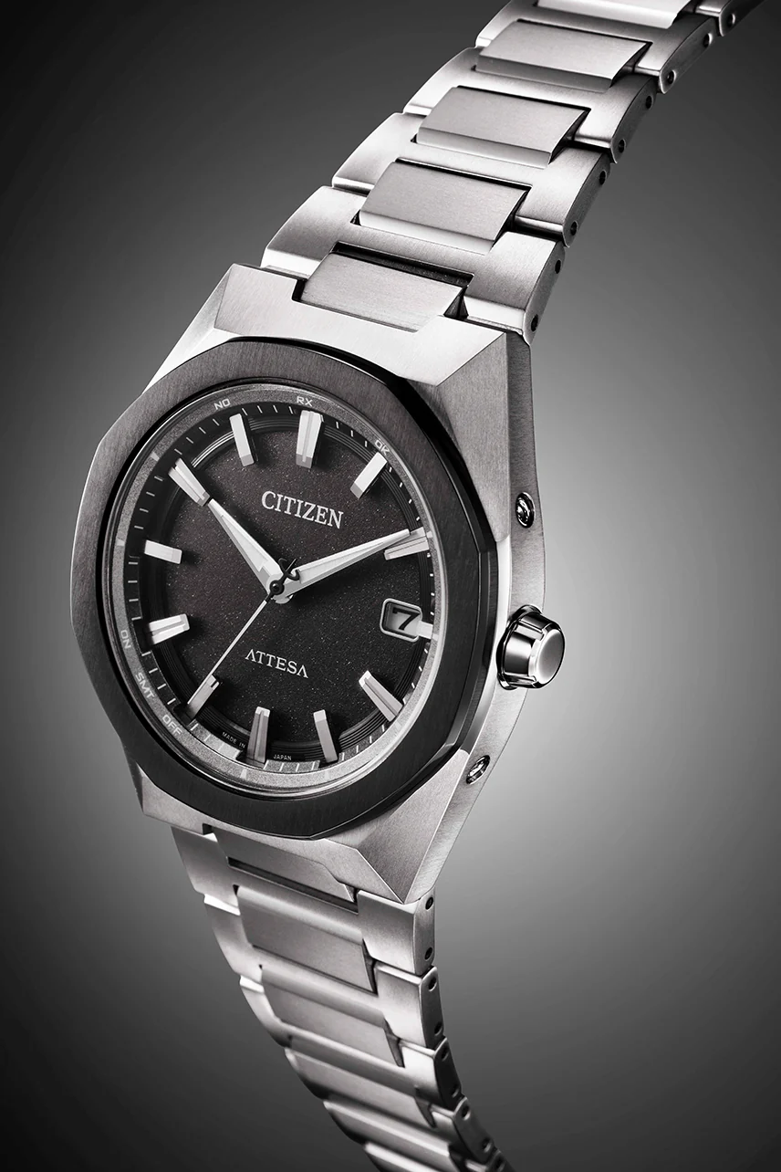 萬年鐘錶 - Citizen 星辰錶 ATTESA  光動能電波時計鈦金屬電波對時男錶 CB3044-55E 錶徑39MM