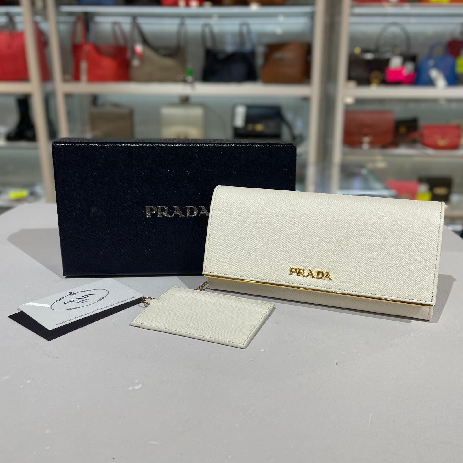 本週限時!!! 全新PRADA SAFFIANO LONG WALLET CLUTCH BAG 白色金扣 #普拉達長銀包 1MH132 #BRAND NEW #香榭站正品