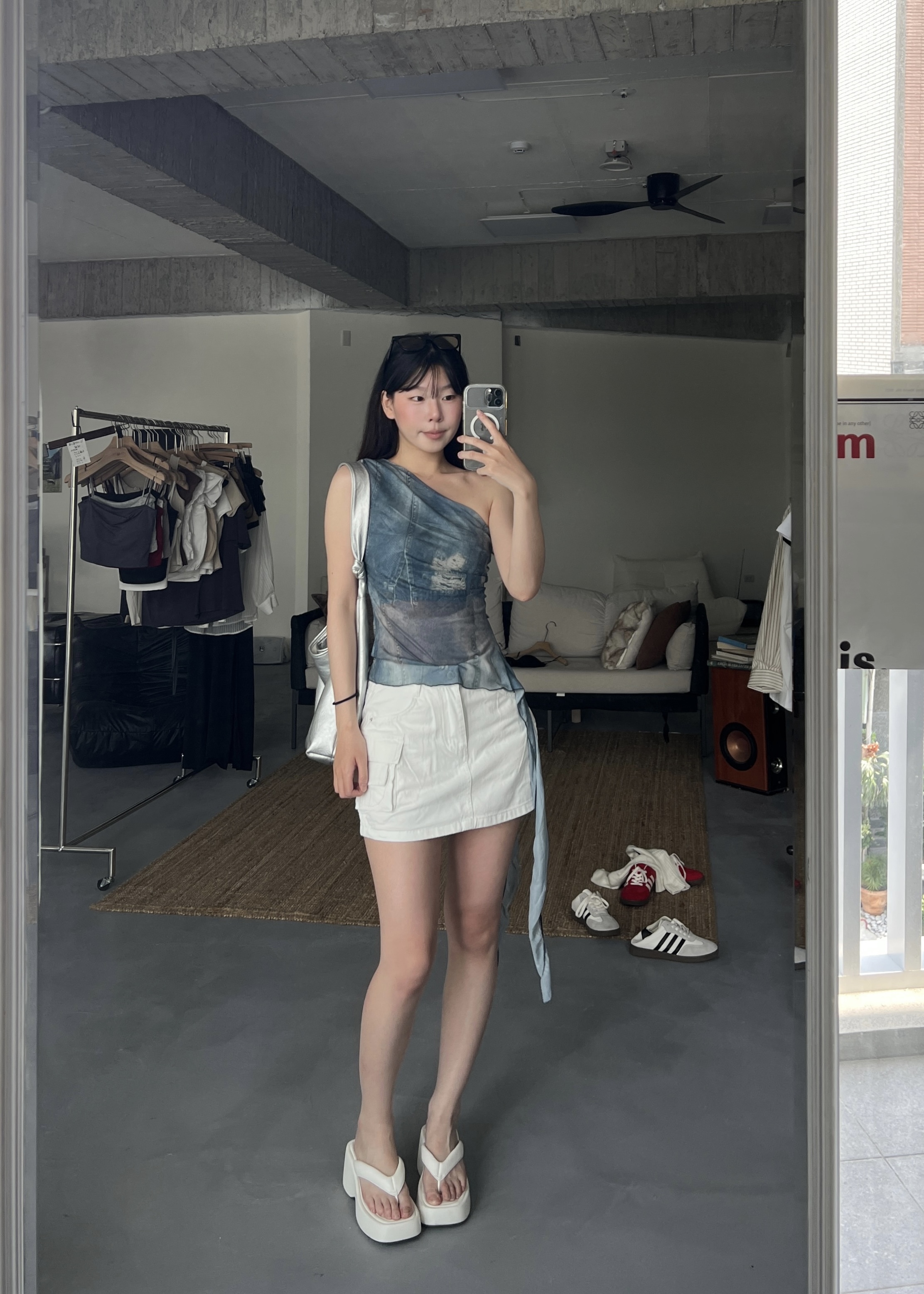 美式牛仔單肩側綁帶上衣