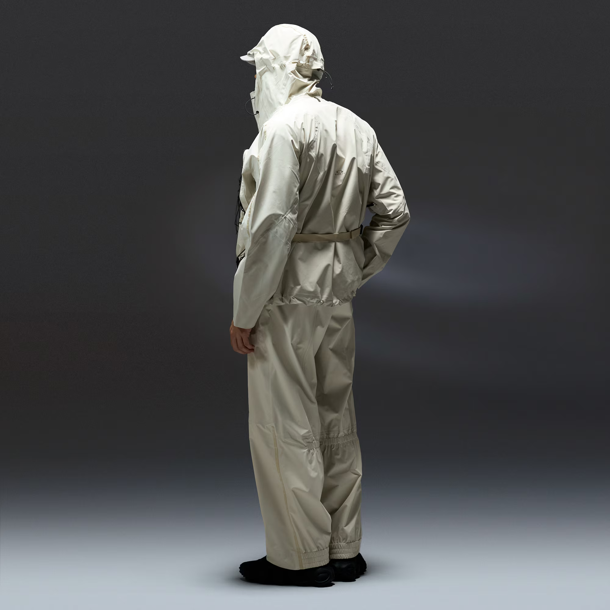 OAKLEY | SP26 LATITUDE VEIL SLINGPACK JACKET 多功能防水外套 "MIST"