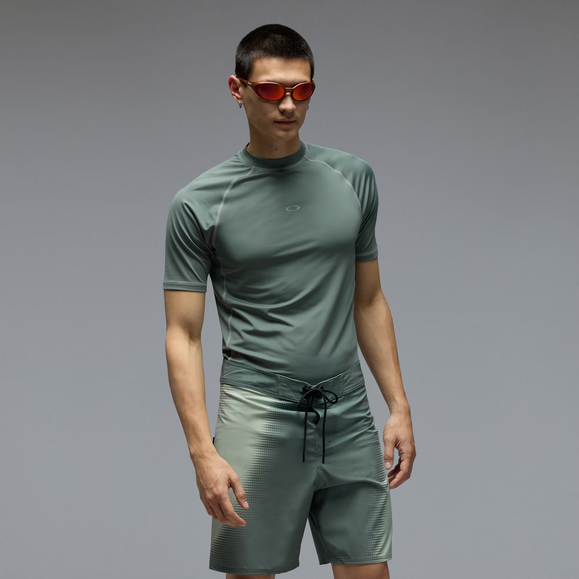 OAKLEY | SP26 VENTURA SS RASHGUARD 短袖衝浪防磨衣 "AVIATOR GREEN"