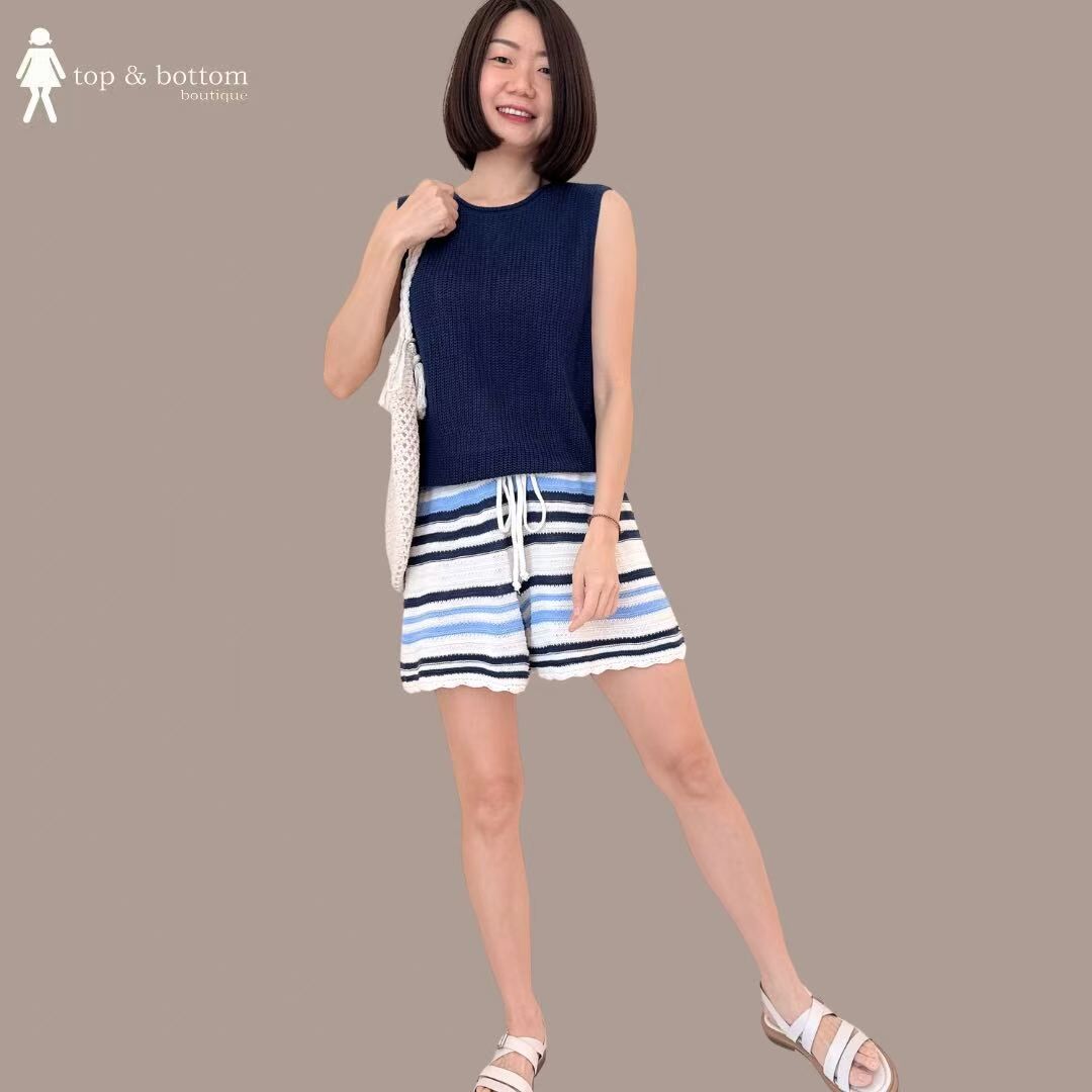 SLEEVELESS KNIT BLOUSE