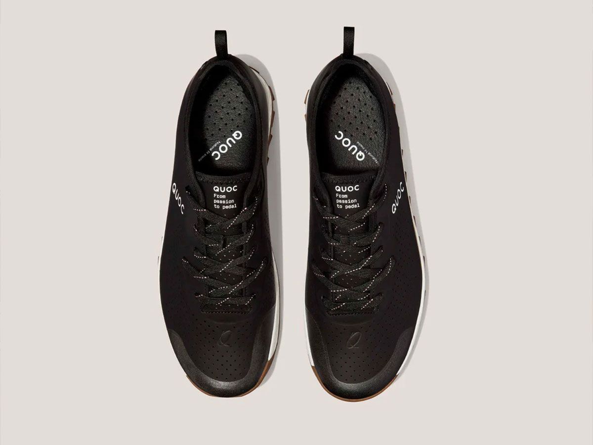 QUOC WEEKEND BLACK ON WHITE 黑白色 休閒車鞋