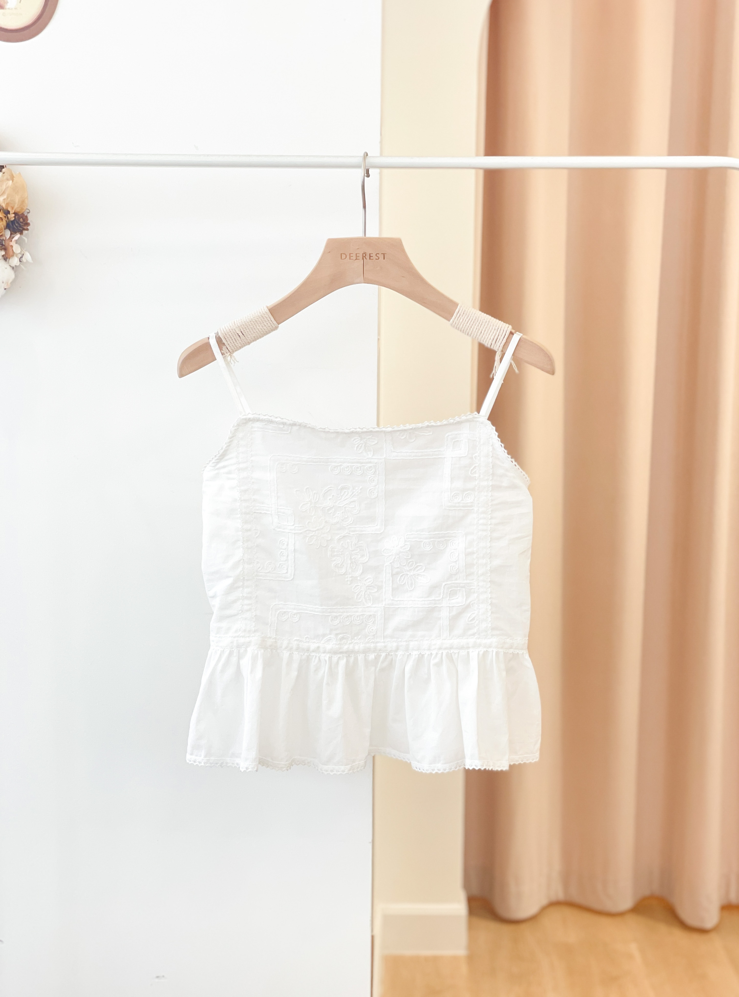 T1549 Arbour Embroidered Tank Top
