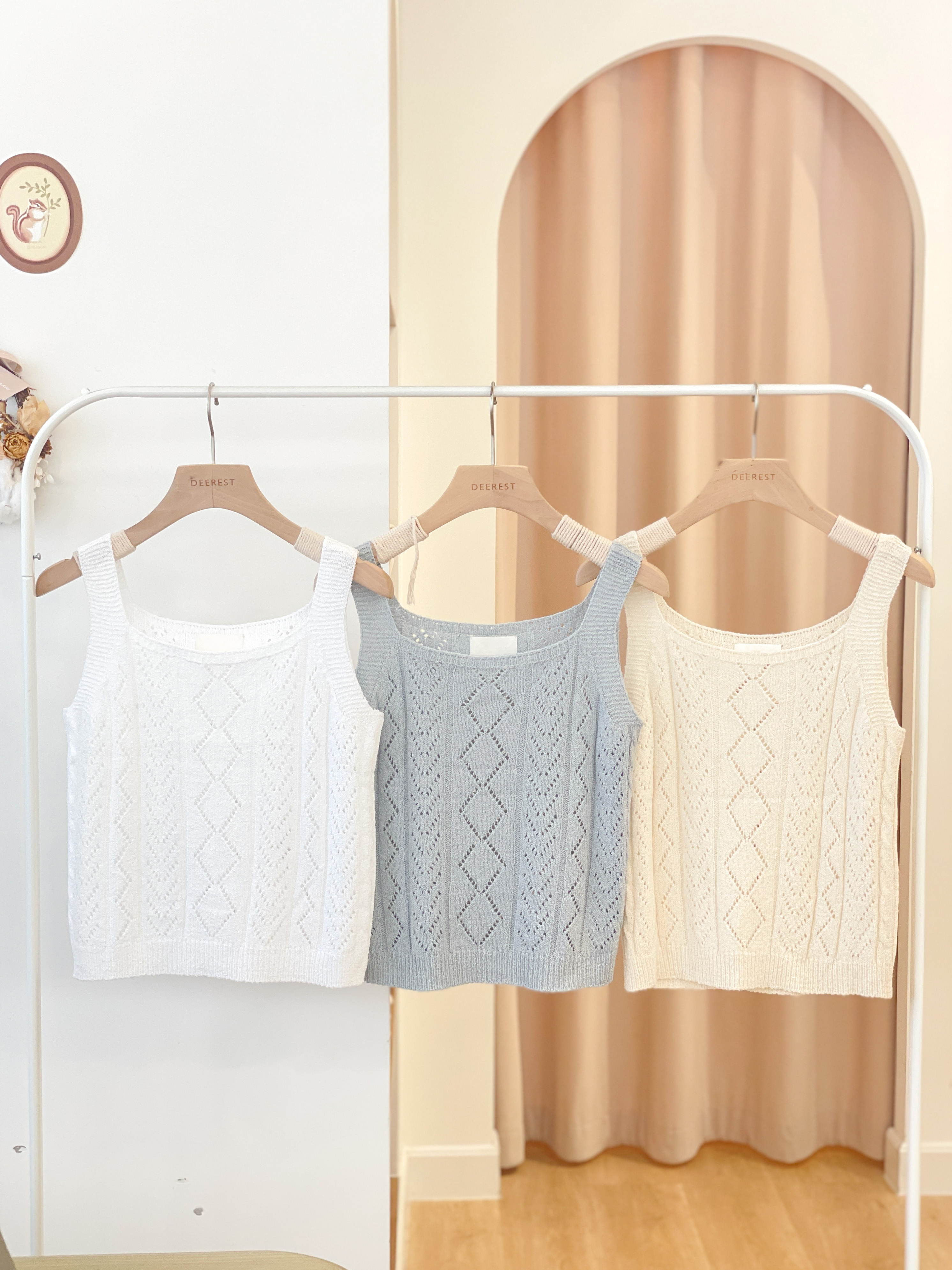 T1555 Isla Open-Knit Tank Top