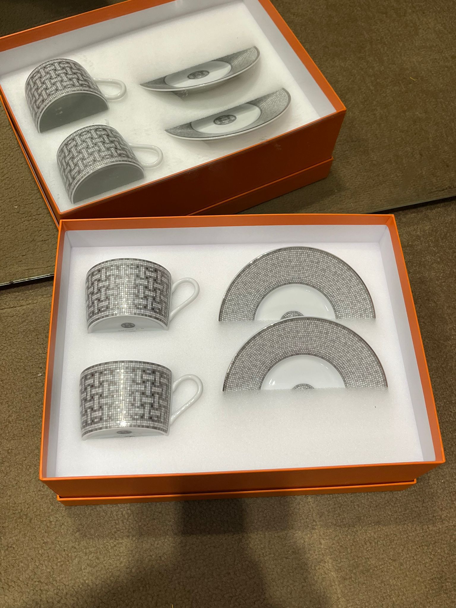 Mosaique au 24 platinum tea cup and saucer (1 set 4件)