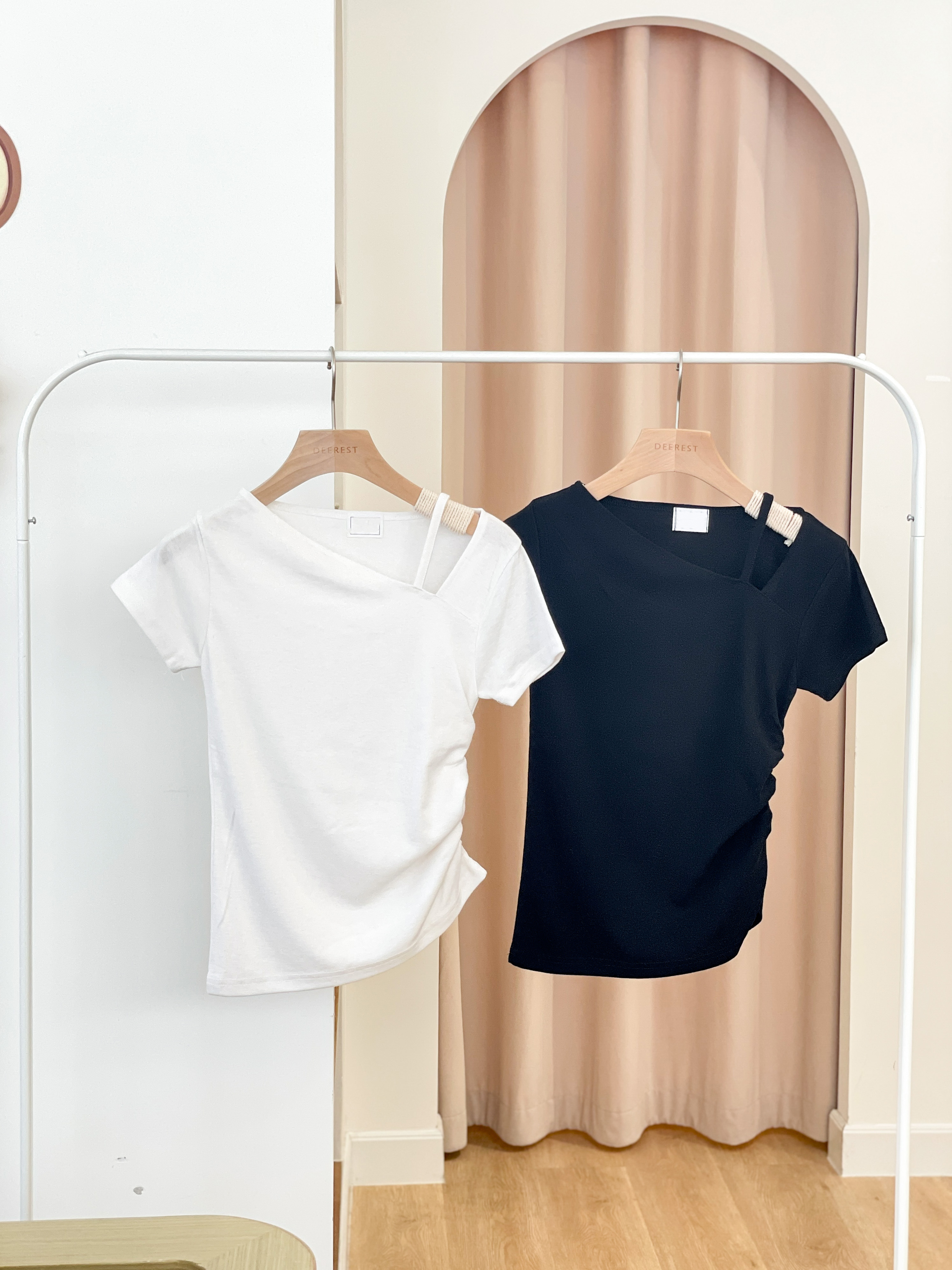 T1561 Asymmetric Ruched Strap Tee