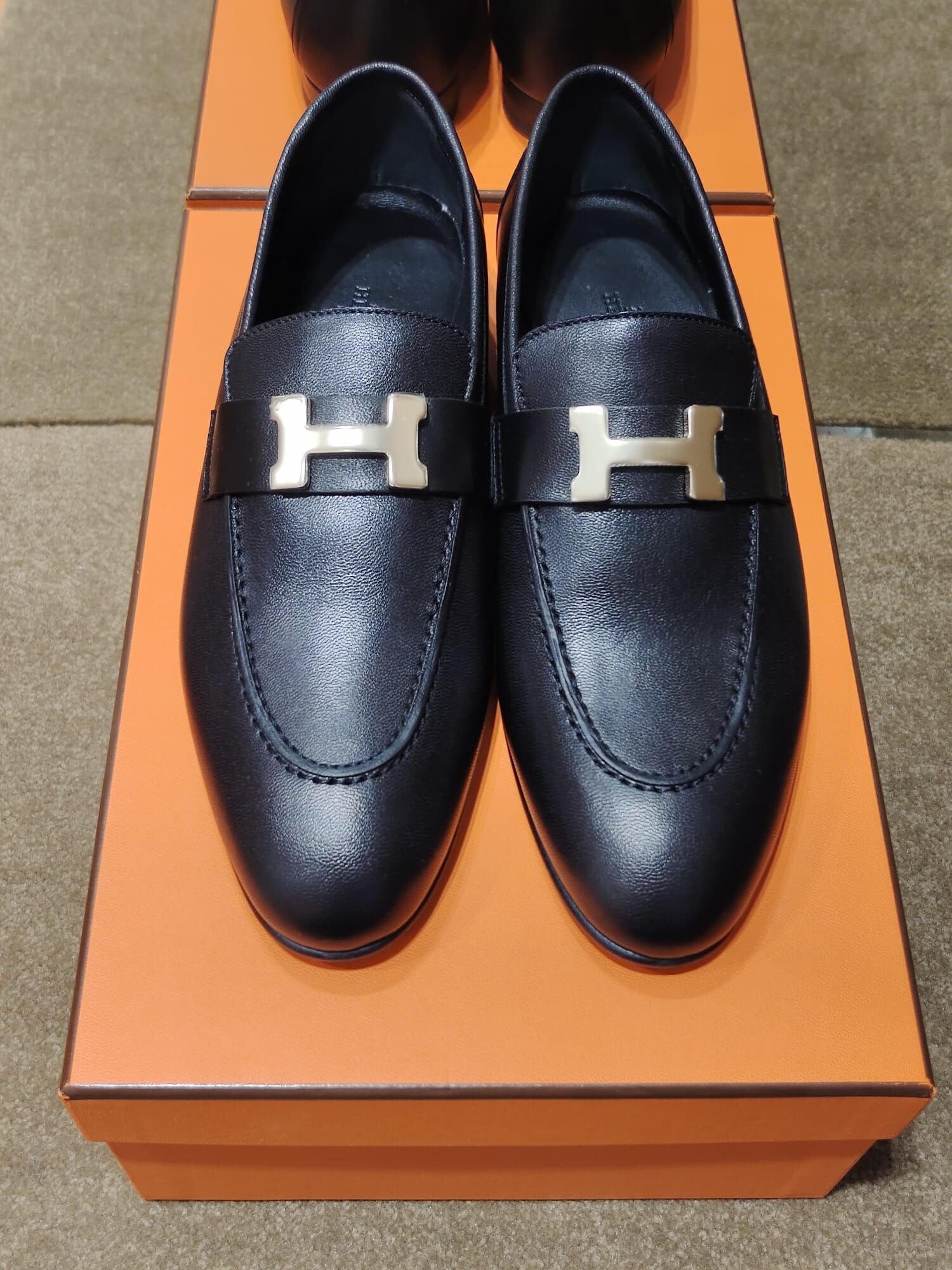 Mocassind paris loafer noir cc chrvre  #37.5 (可預訂鞋碼)