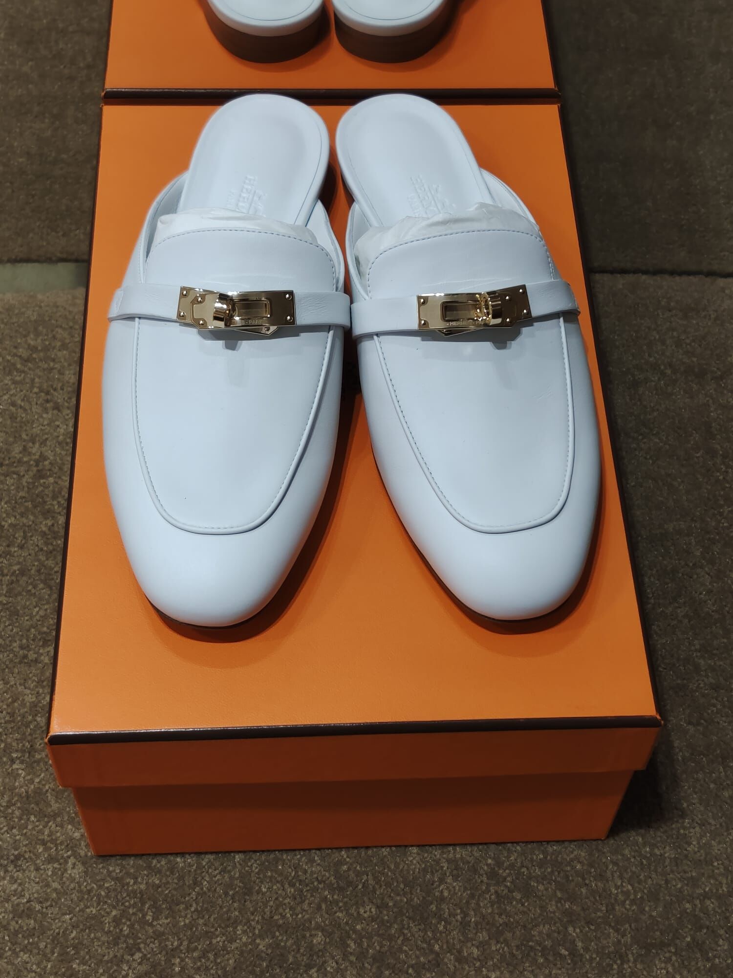 Oz mule 01 blanc CC size 37.5 (可預訂鞋碼）
