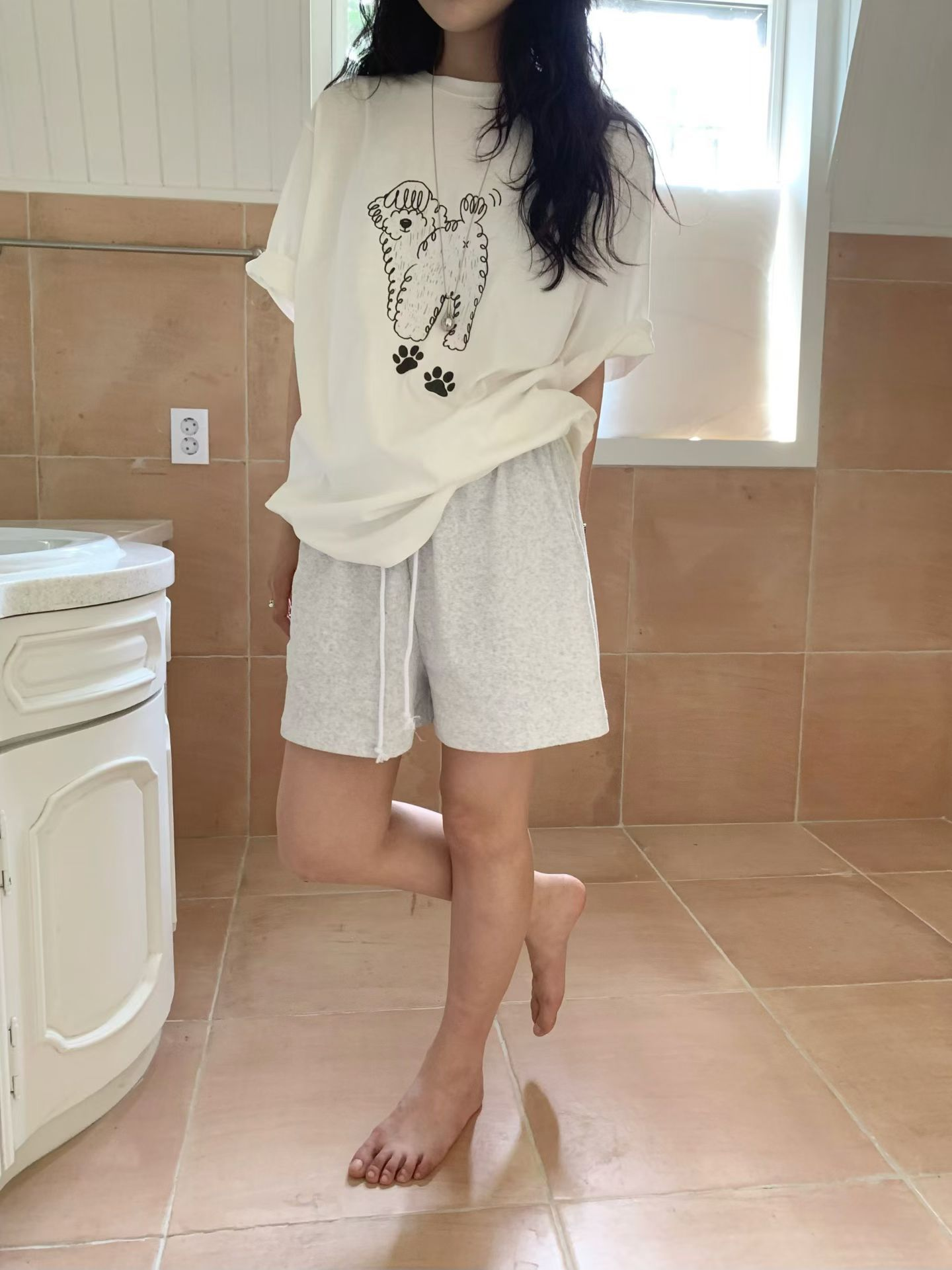 卷毛小狗寬鬆Tee(米白色)
