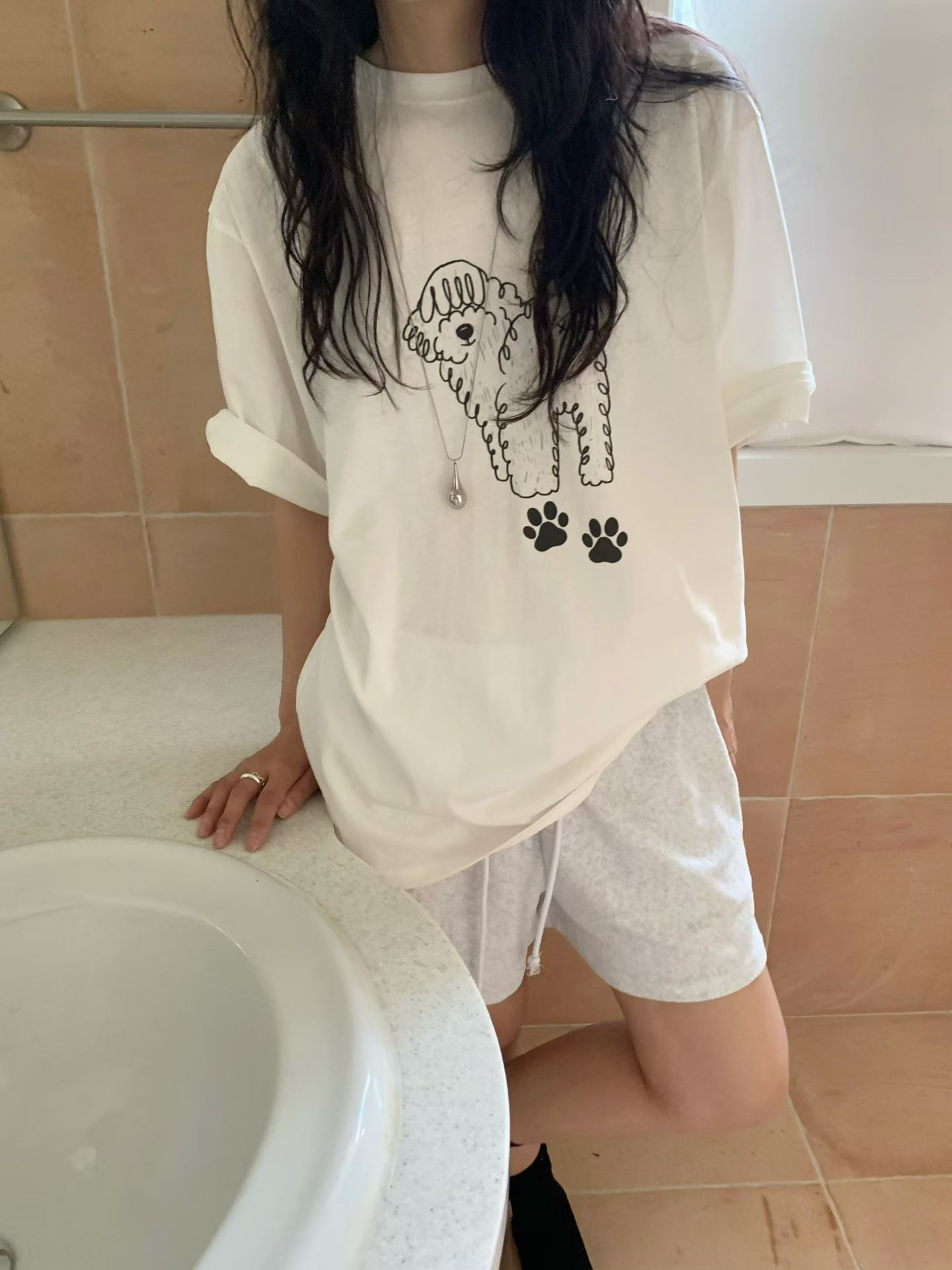 卷毛小狗寬鬆Tee(米白色)