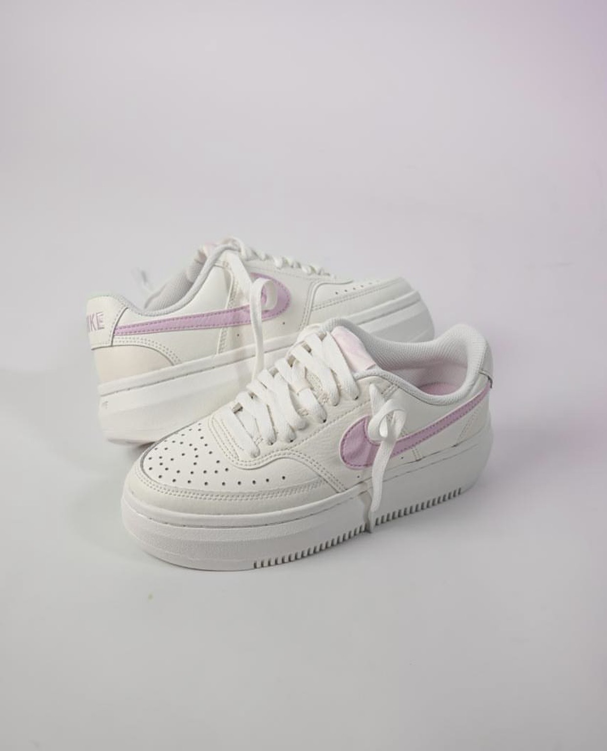 【預訂】NIKE COURT VISION 1 ALTA 奶油白草莓粉-WOMEN