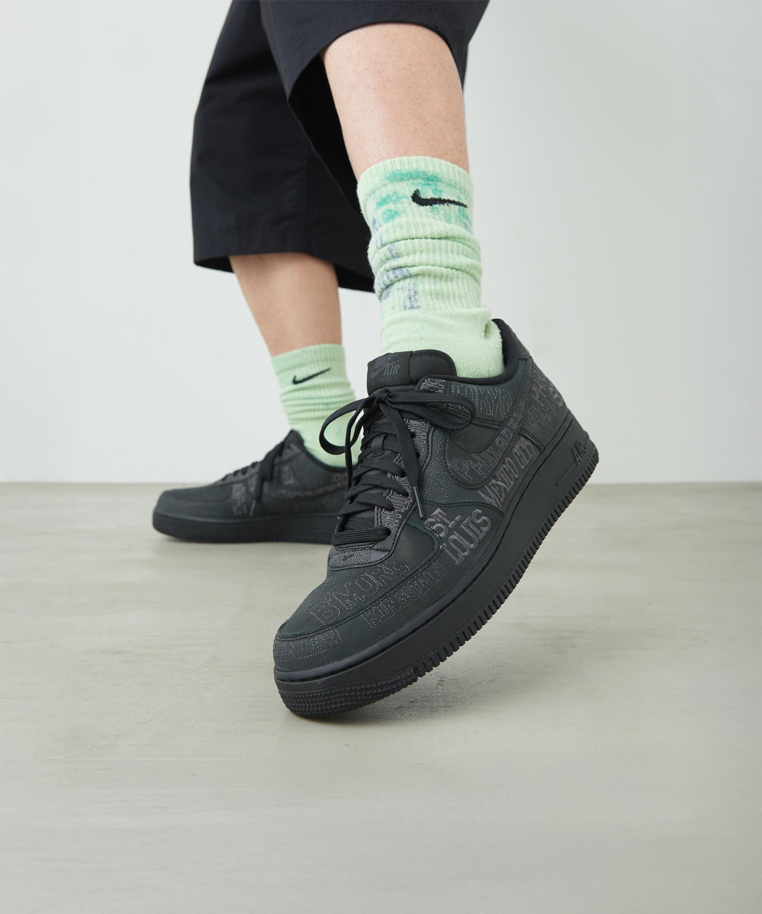 NIKE AIR FORCE 1 "ON TOUR" 世界城市系列 AF1 滿版刺繡 塗鴉 黑色 黑灰 男鞋 II1549-001 / 調貨