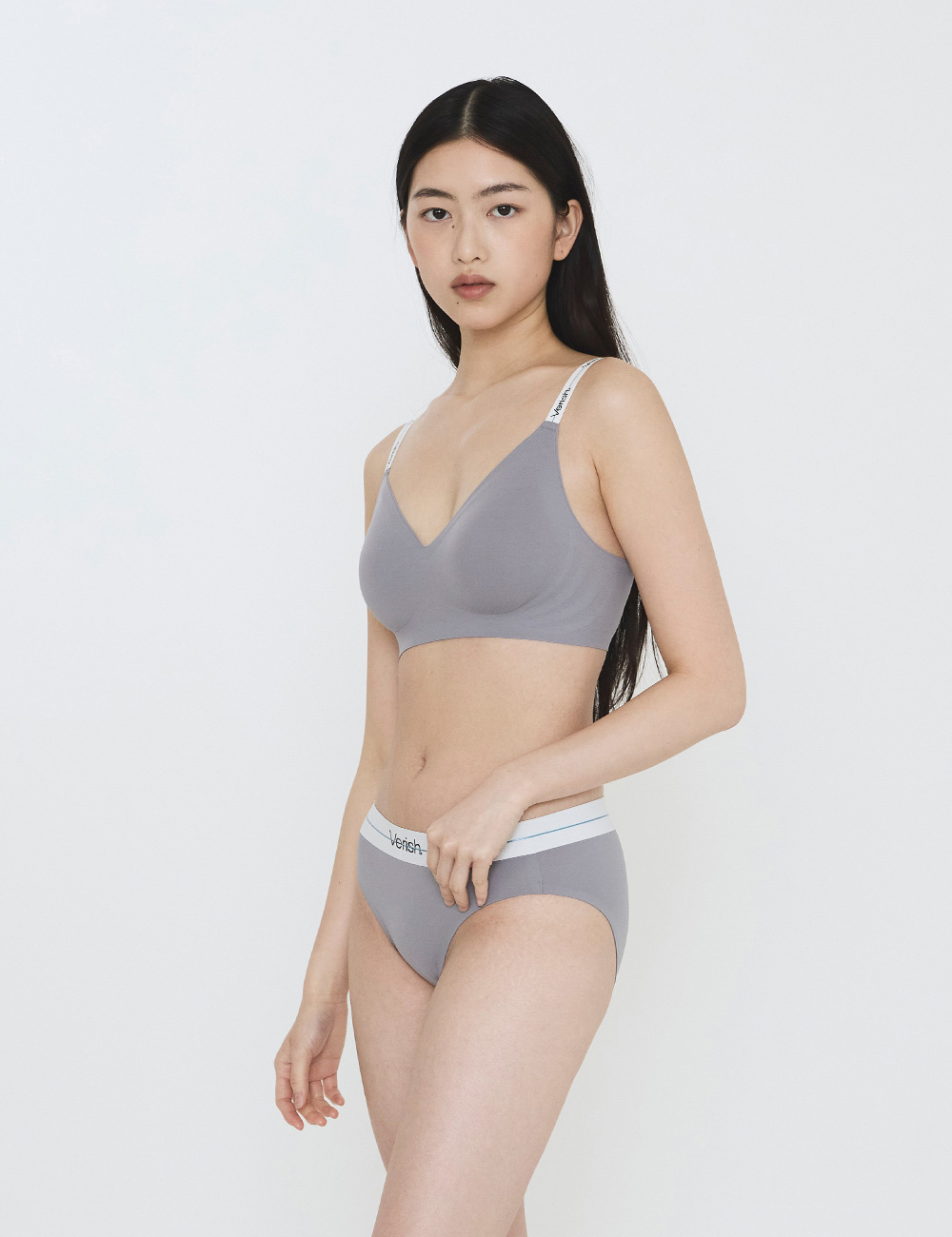 AB014 Verish【Cool-Fit｜集中】輕量豐胸無鋼圈內衣-LOGO款