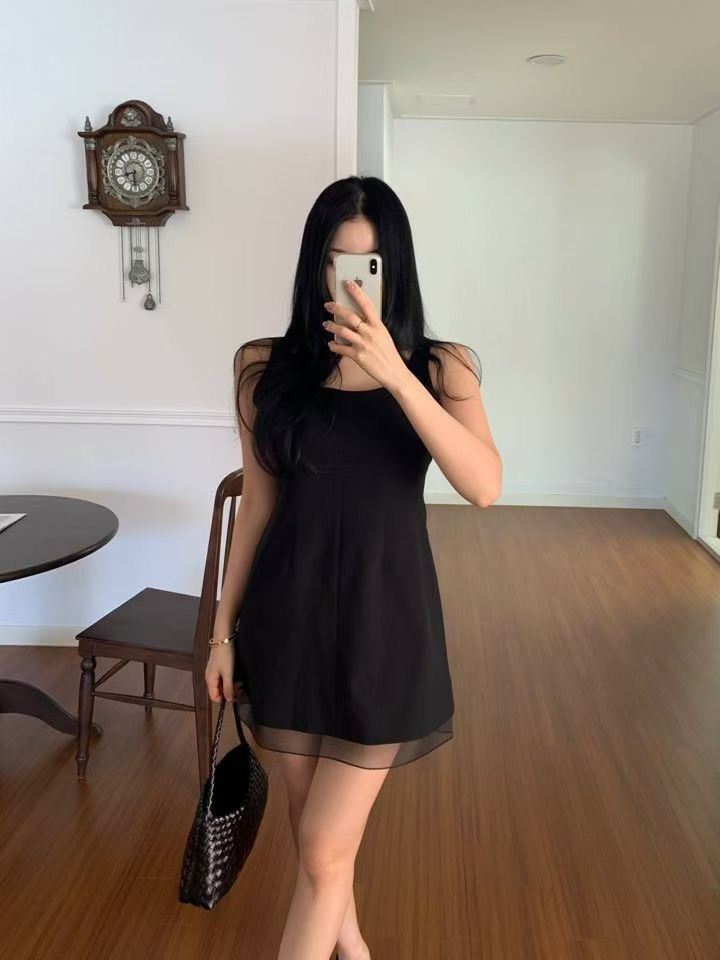 簡約紗襬背心洋裝