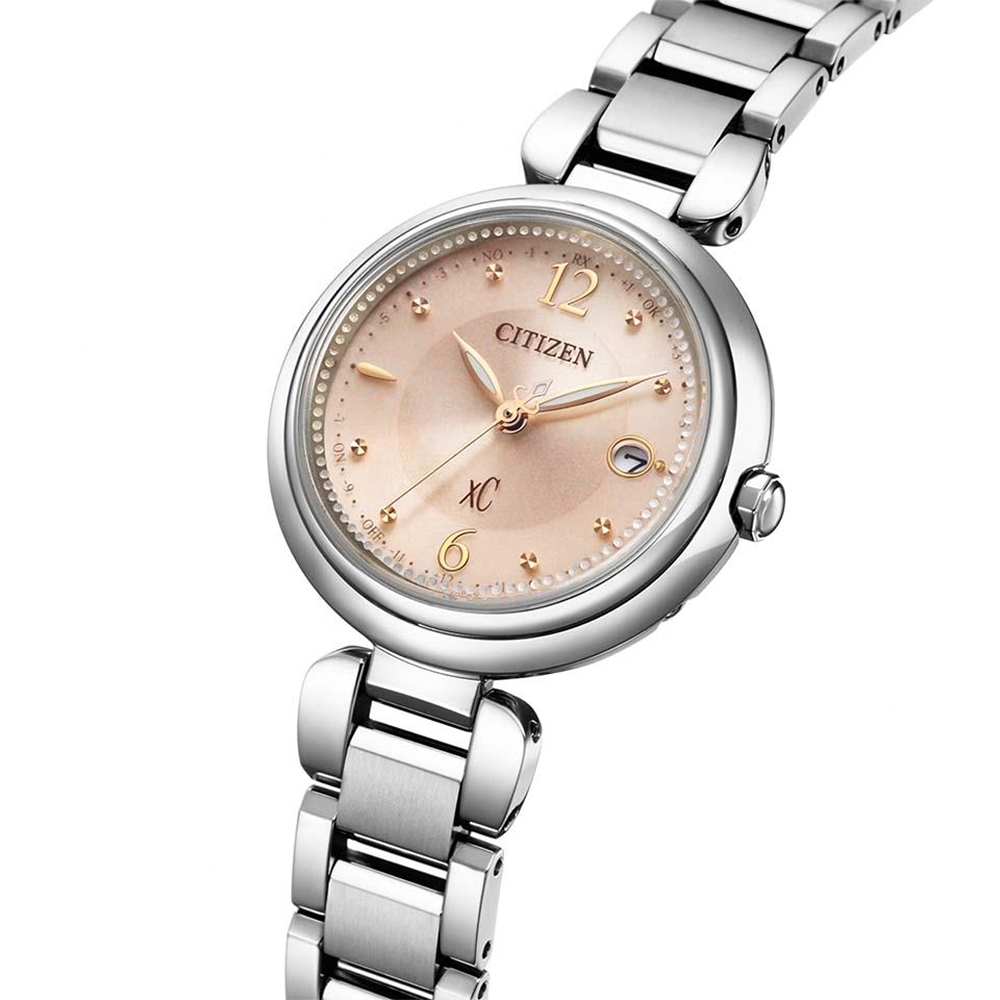 萬年鐘錶 - Citizen 星辰錶  XC  鈦金屬太陽能電波女錶 ES9460-88W 錶徑29MM