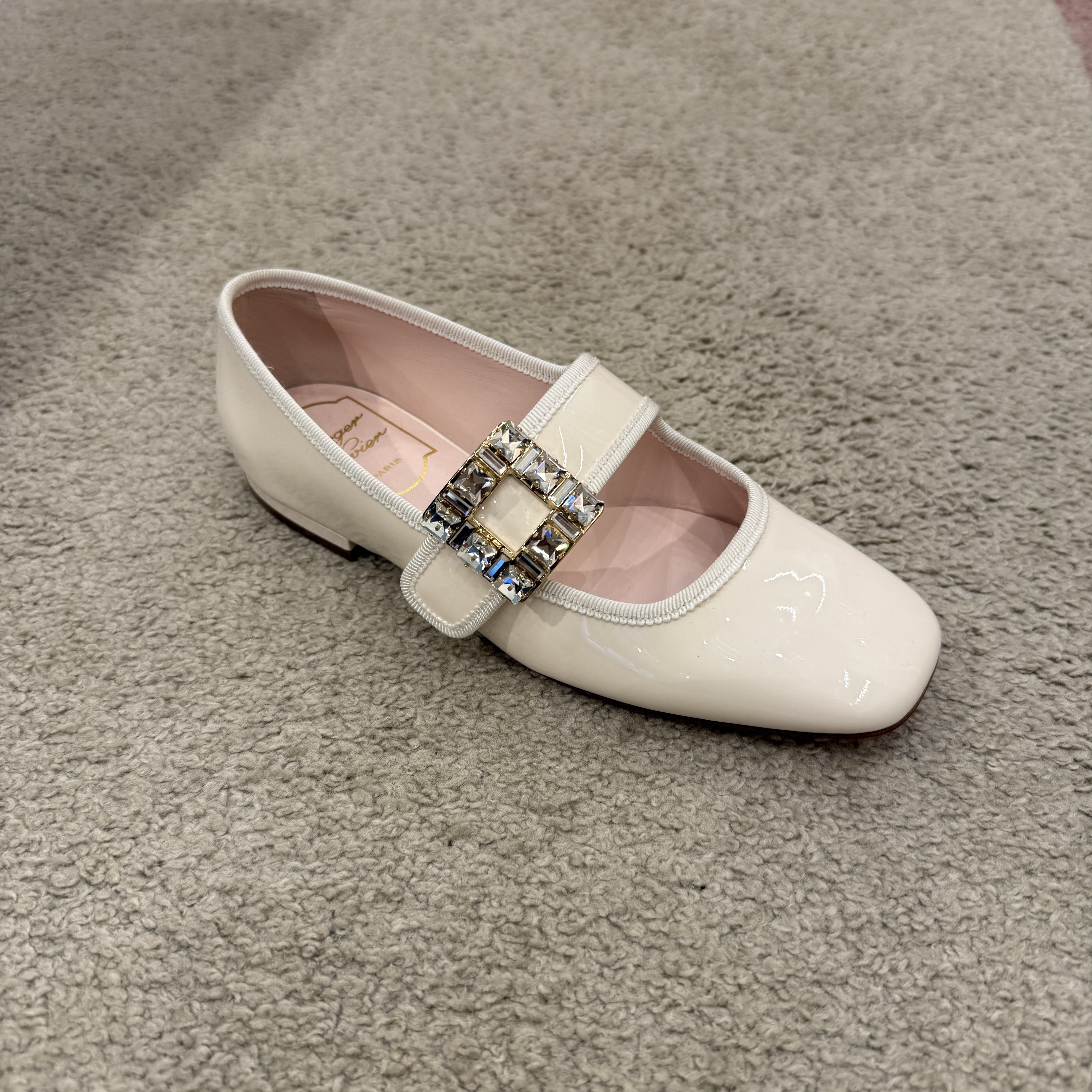 Roger Vivier RV tres Vivier strass mary jane flats white