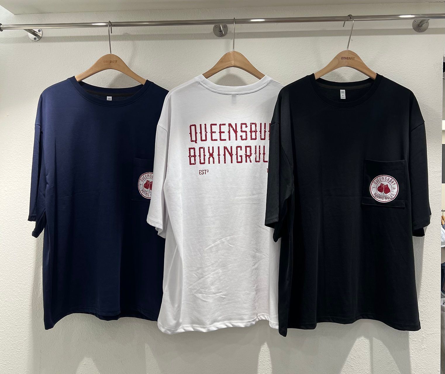 英文字圖案短袖Tee OTHERFIT-028T