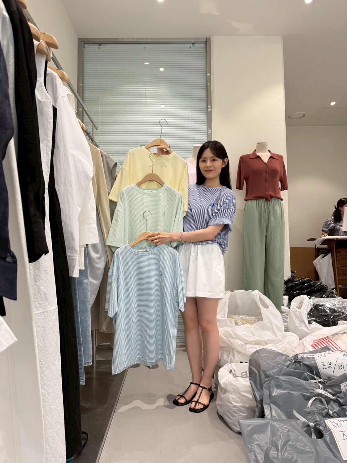 PA6236 條紋刺繡Tee