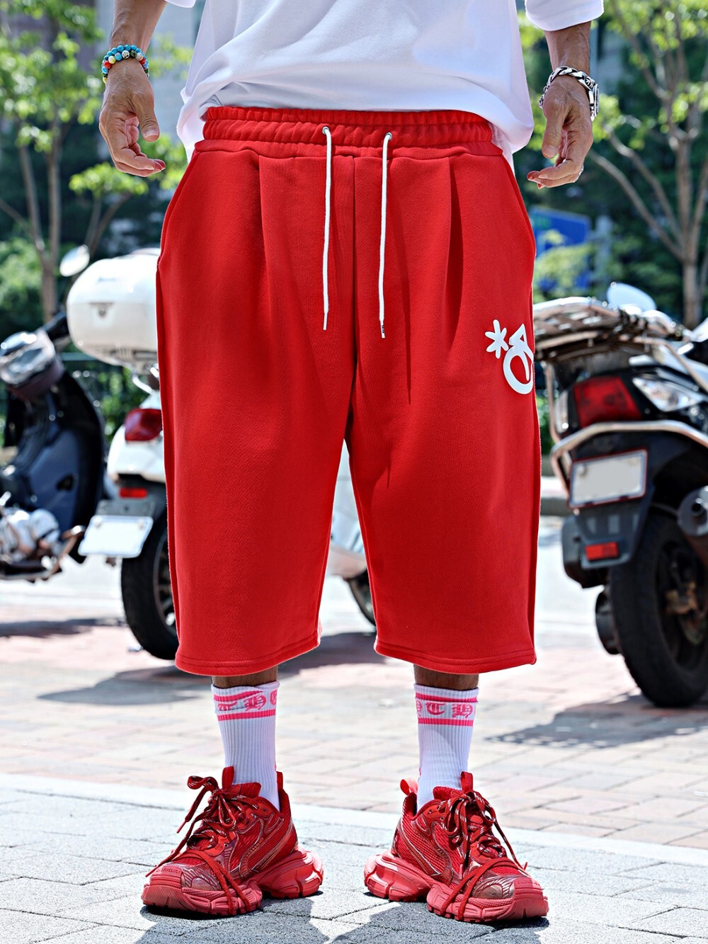 Star-shaped Bermuda Pants
