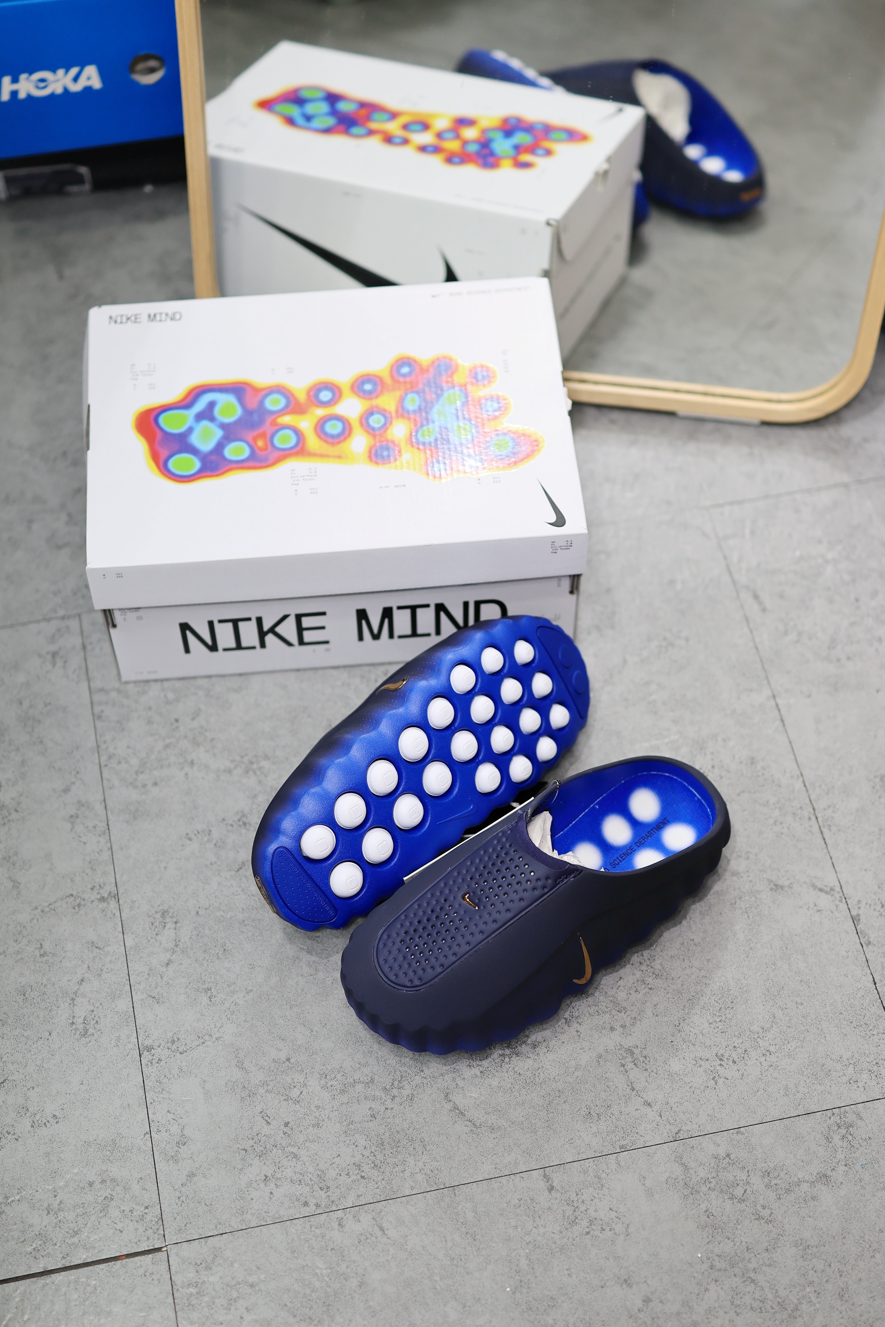 Nike Mind 001 ”Blackened Blue“ 漸層黑藍 賽前拖鞋 HQ4307-400