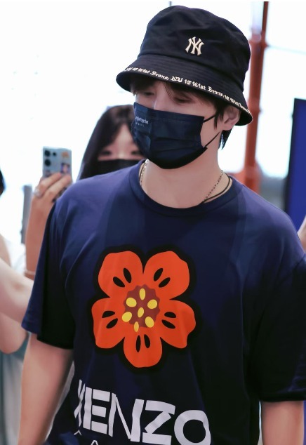 【預購】Kenzo Boke Flower H052050 男裝經典T卹