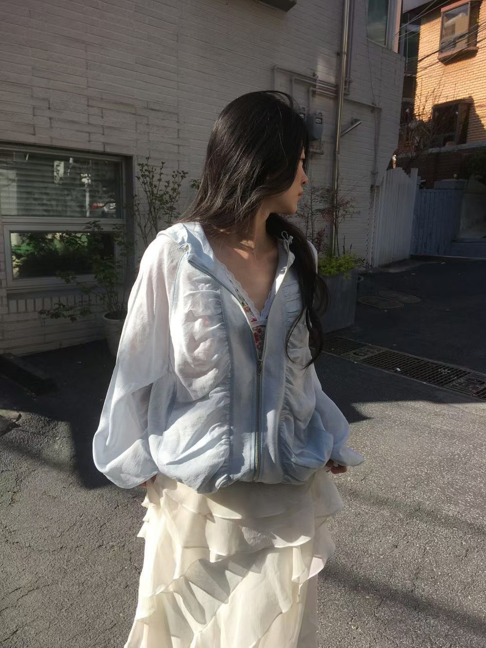 抓褶燈籠袖薄連帽外套