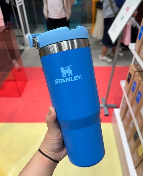 【預購】Stanley The IceFlow Flip Straw H052051 保溫杯 30oz  ( Azure )