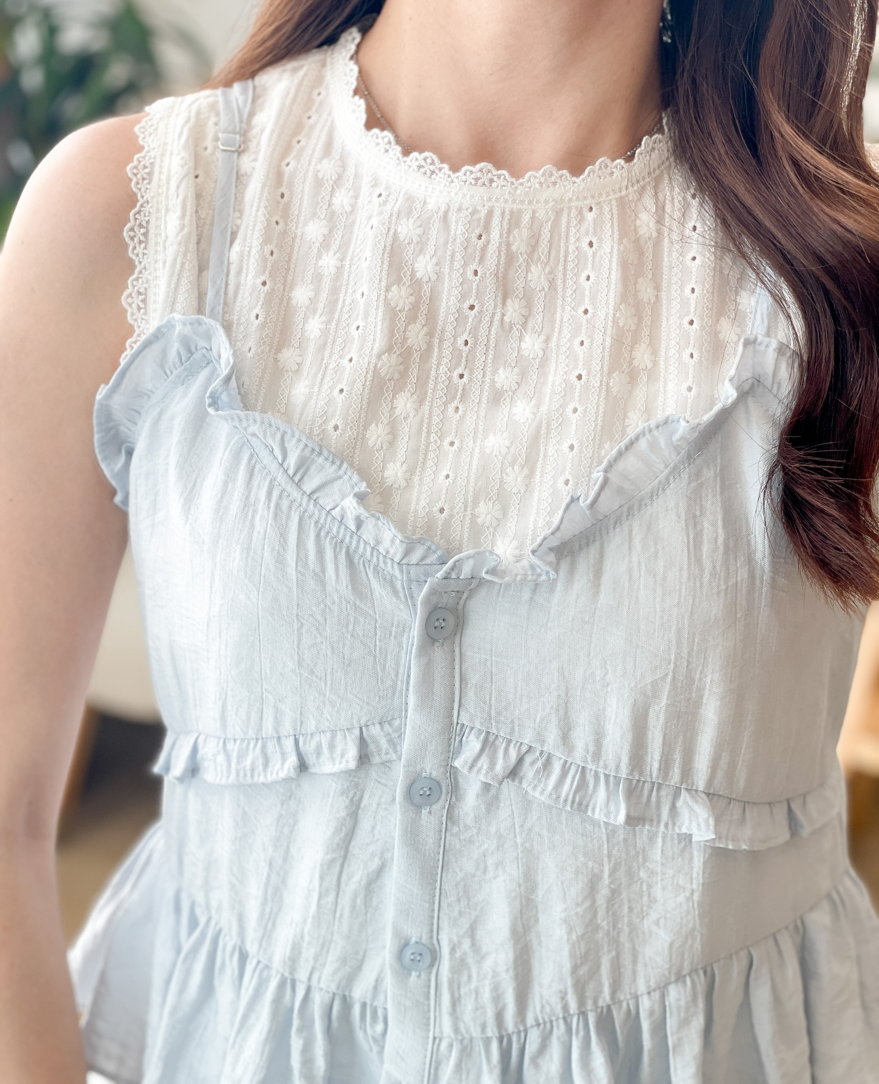 T1557 Sylvie Embossed Vest