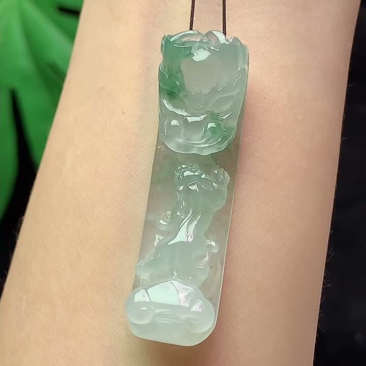 翡翠冰種飄花龍勾,天然翡翠A玉, 緬甸玉, Jade, Jadeite