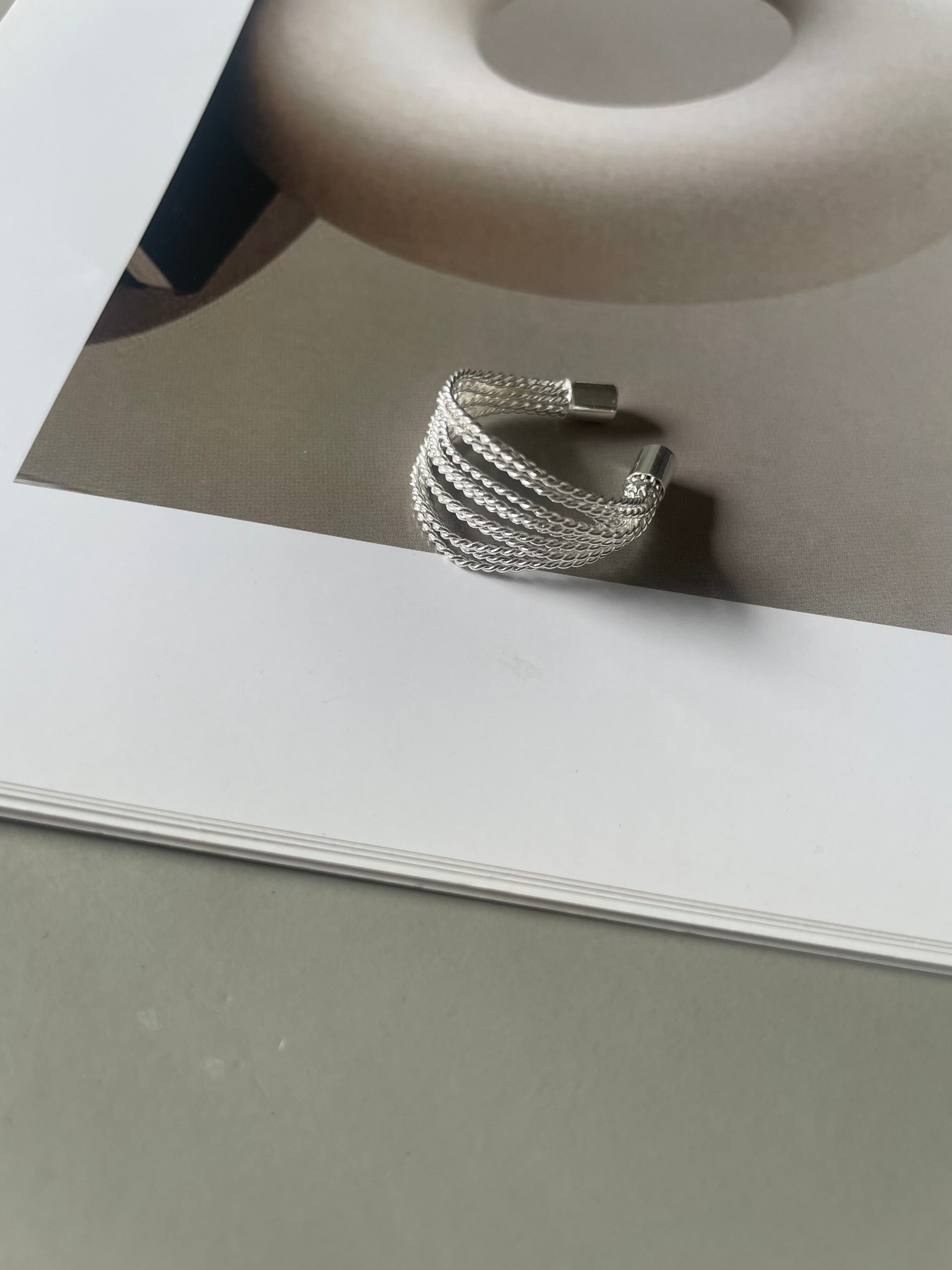 unique line ring