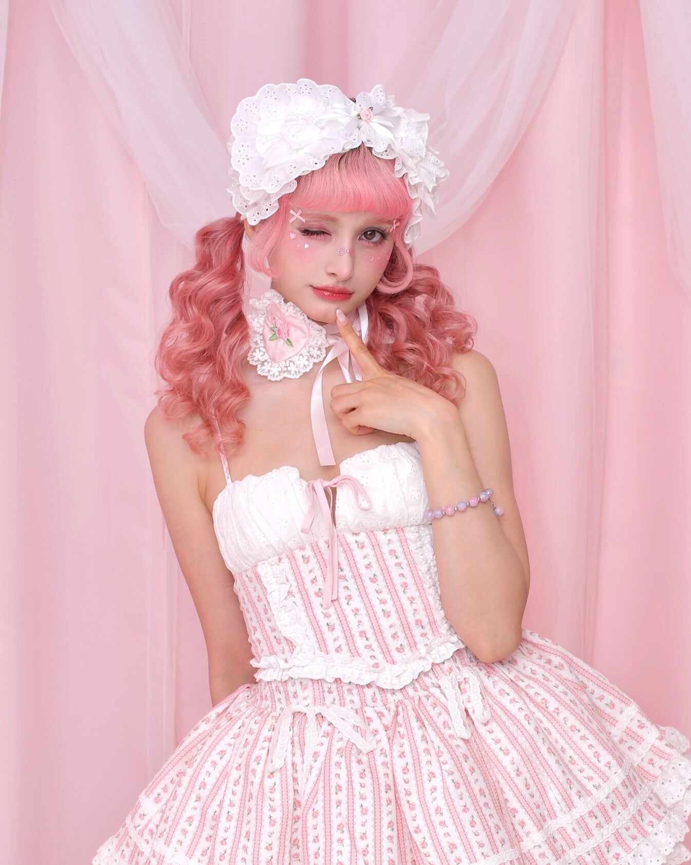 Blushing Petal Puff Headdress - White ESN014