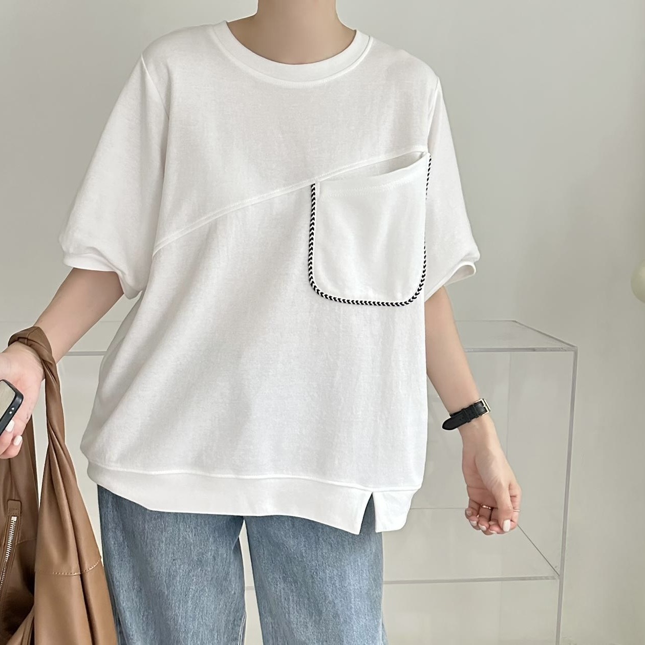 【BONNIE】斜骨腳開叉短袖TOP (A20-A23)