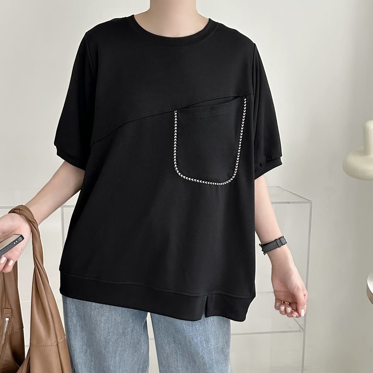 【BONNIE】斜骨腳開叉短袖TOP (A20-A23)